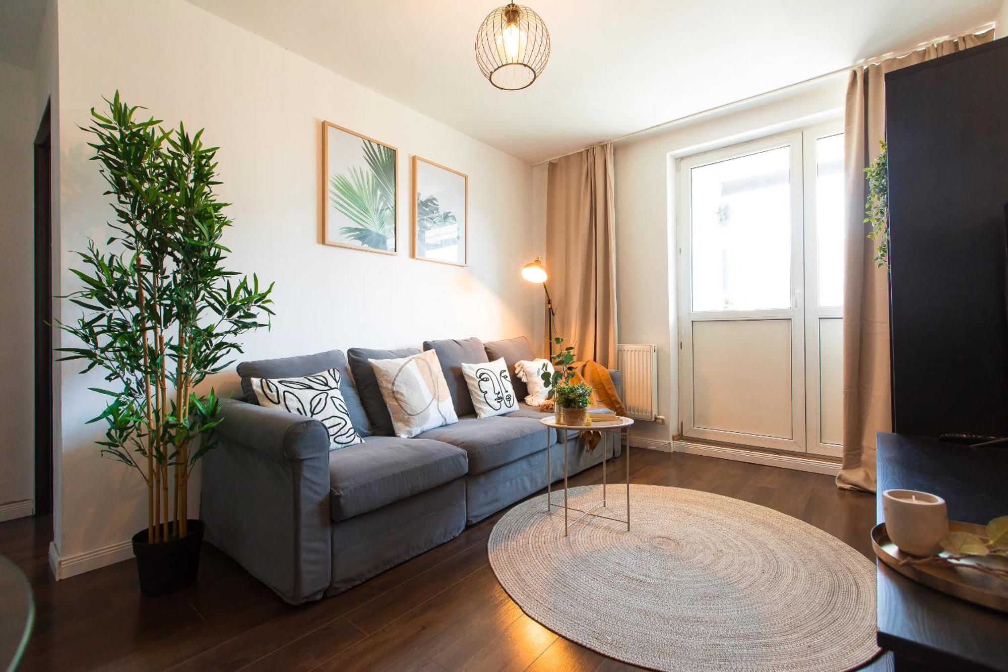 Old Town Apartment With Amazing View From The Balcony Bucureşti Ngoại thất bức ảnh