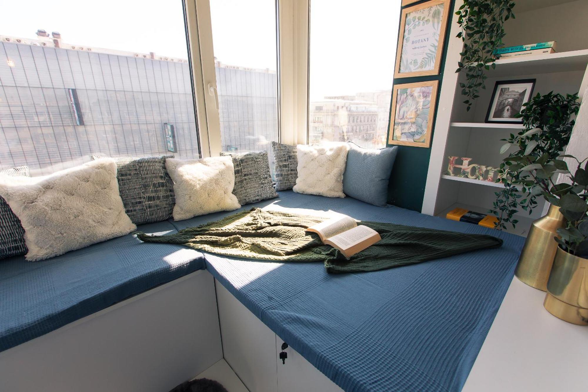 Old Town Apartment With Amazing View From The Balcony Bucureşti Ngoại thất bức ảnh
